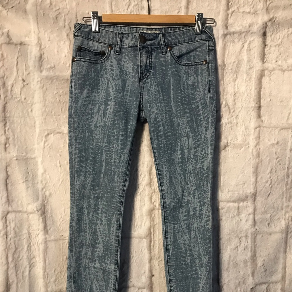 Free People Skinny Jeans